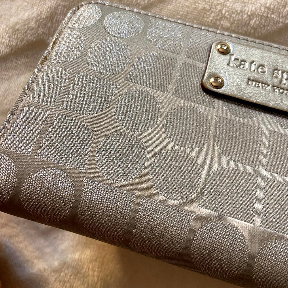 *KATE SPADE* Wallet - Picture 6 of 10